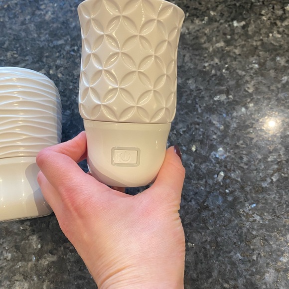 Scentsy Wall Fans - Picture 3 of 5